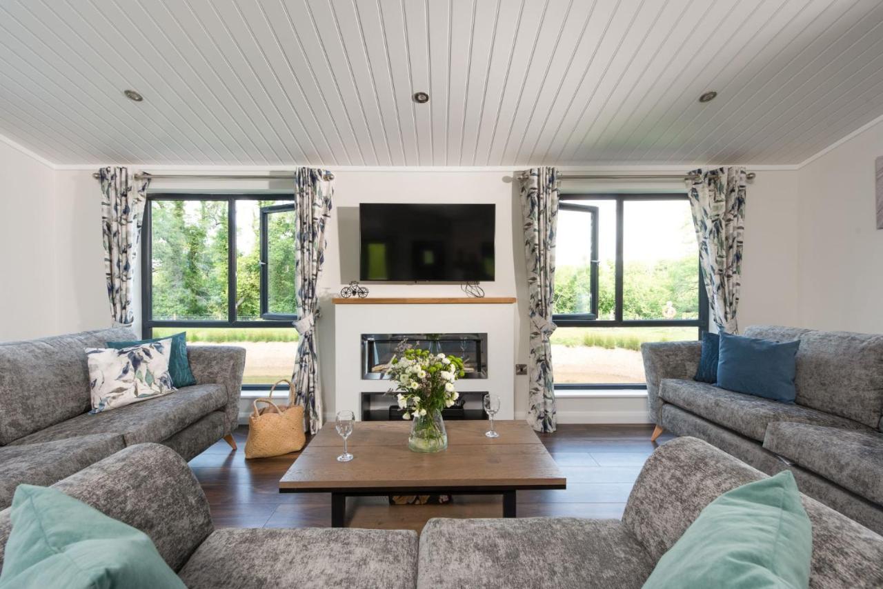Lilac Lodge, 22 Roadford Lake Lodges Lifton Экстерьер фото