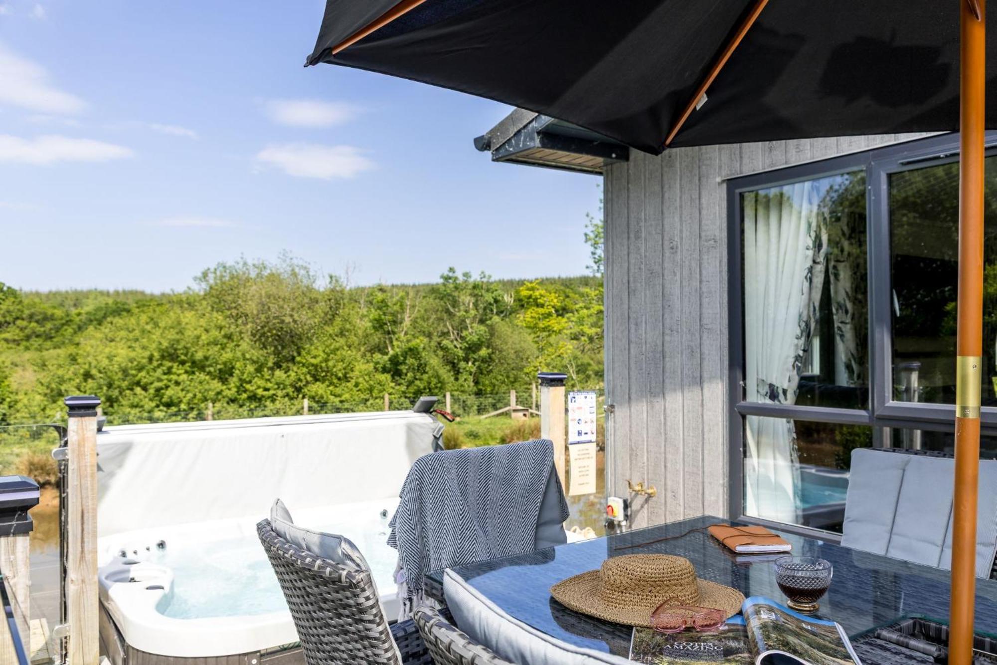 Lilac Lodge, 22 Roadford Lake Lodges Lifton Экстерьер фото